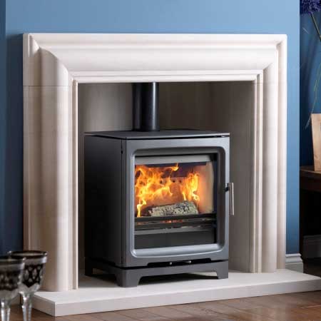 A stunning panoramic 5kW wide stove that shares all the features of the PV5 with the additional benefits 0f accepting longer logs and greater fuel volumes.

