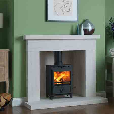 Superior, large-stove performance from a petite, narrow design means that these models combine the efficiency and economy of a small stove with the enhanced performance of a much larger model.
